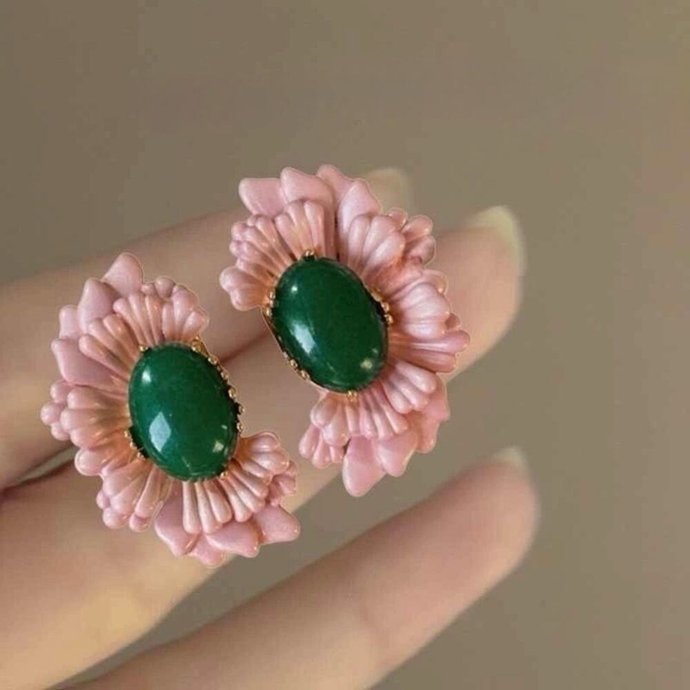 Pink Enamel Floral Earrings with Green Jade-Style Center – Vintage Style new